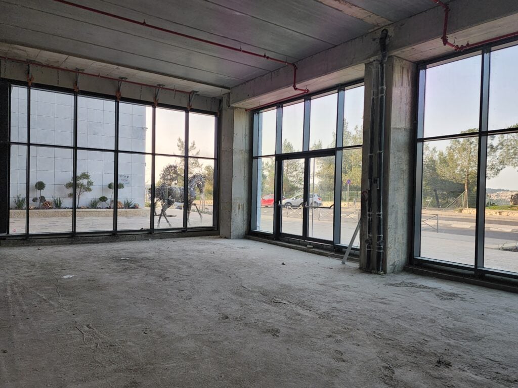 משרדים להשכרה בקומה הכי גבוהה במגדל רם בירושלים
