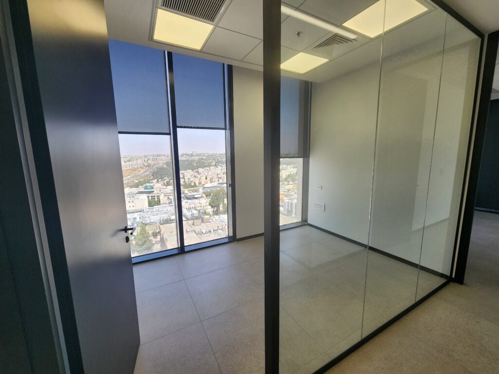 קומה עצמאית להשכרה בהר חוצבים