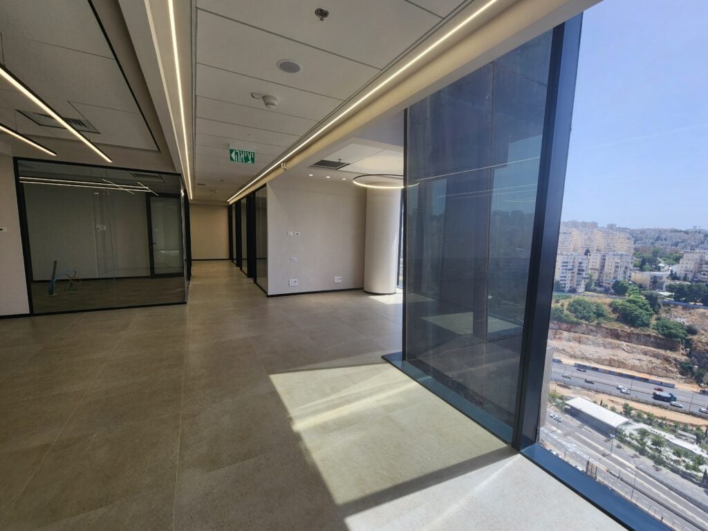 קומה עצמאית להשכרה בהר חוצבים