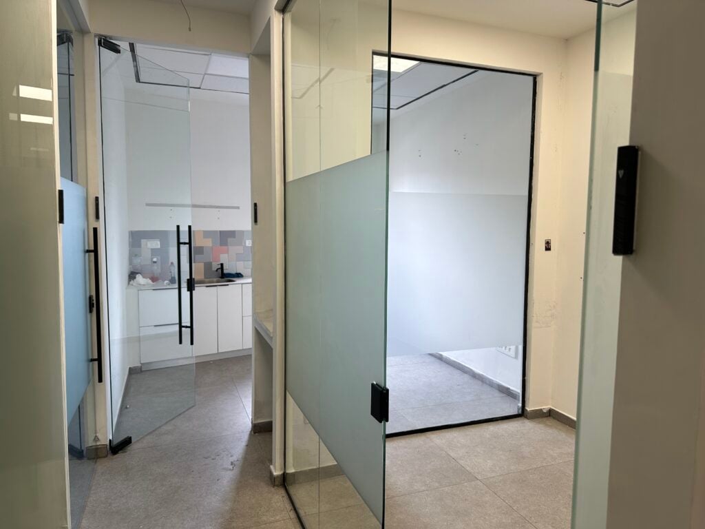משרד נדיר להשכרה בתלפיות