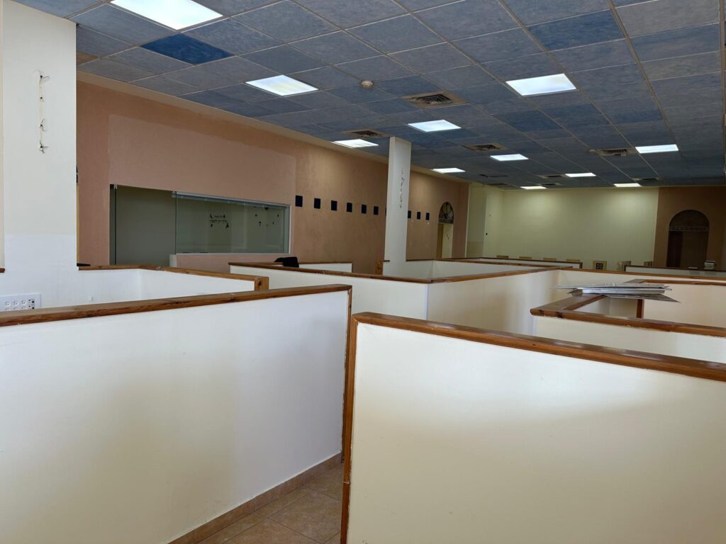 משרדים להשכרה בקומה עצמאית בתלפיות במחיר מציאה