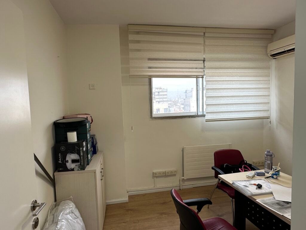 משרד קטן ונדיר להשכרה במרכז העיר ירושלים