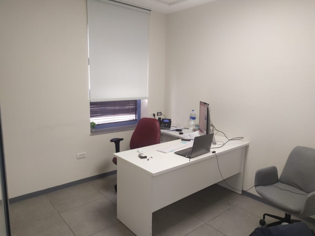 משרד מרשים עם אופן ספייס להשכרה מיידית בגבעת שאול