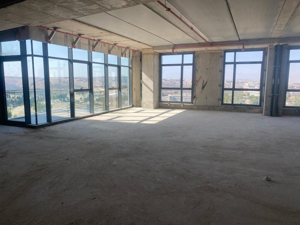משרדים למכירה בירושלים מצב מעטפת בפרויקט חדש בגבעת שאול