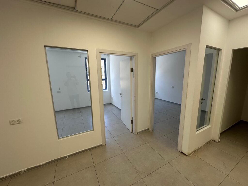 משרדים להשכרה עם כניסה פרטית בירושלים