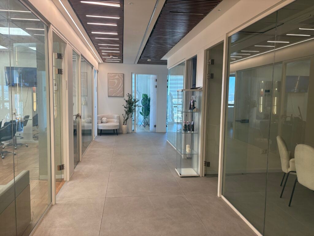 משרד 180 מ"ר במגדל חדש